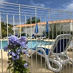 Hébergement de vacances Le Petit Bois *