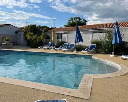 Le Petit Bois Holiday home *