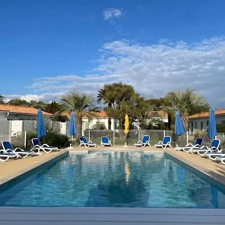 Hébergement de vacances Le Petit Bois *