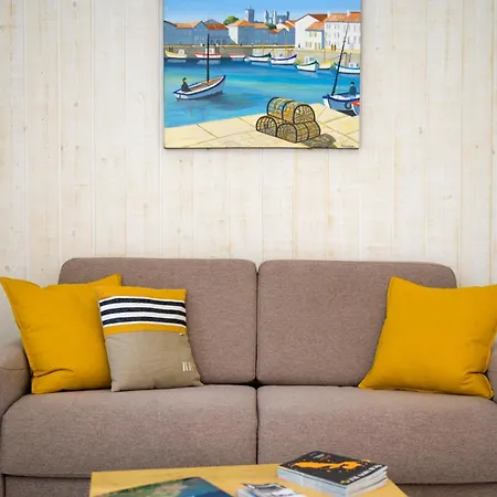 Le Petit Bois Дом отдыха Сент-Мари-де-Ре