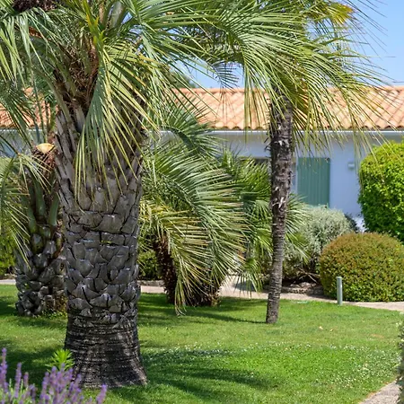 Le Petit Bois Дом отдыха *